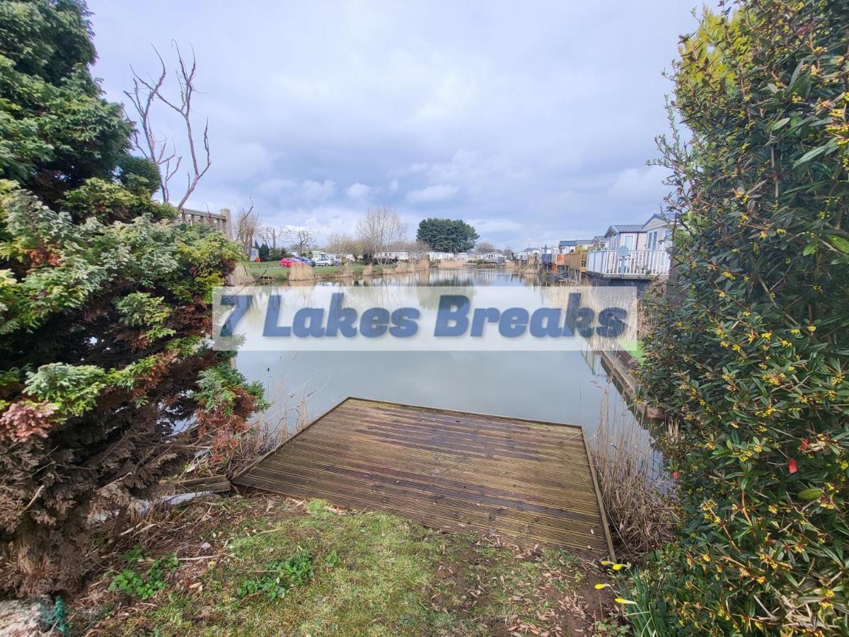 7 Lakes Breaks At 7 Lakes Country Park Crowle  Kültér fotó
