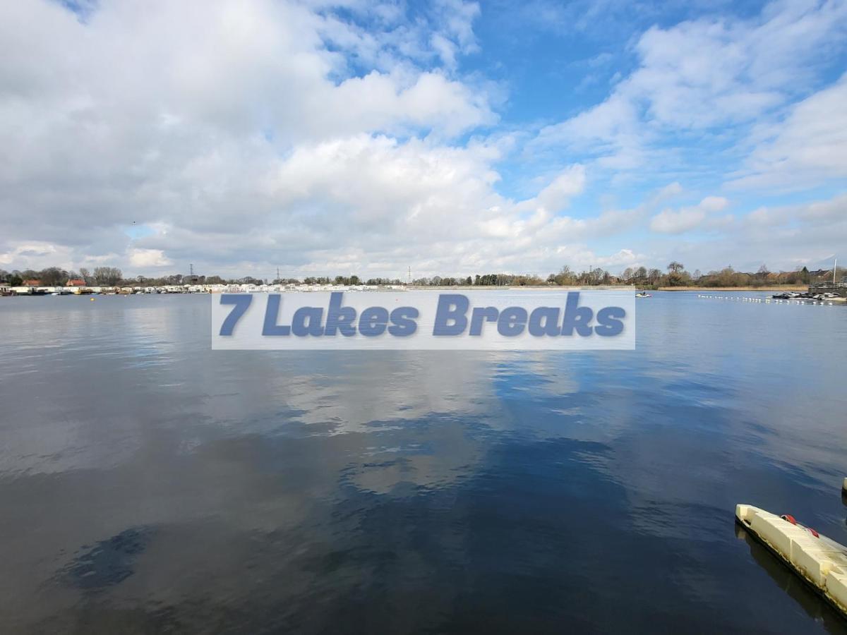 7 Lakes Breaks At 7 Lakes Country Park Crowle  Kültér fotó